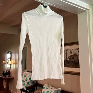Michael Starr white ribbed turtleneck